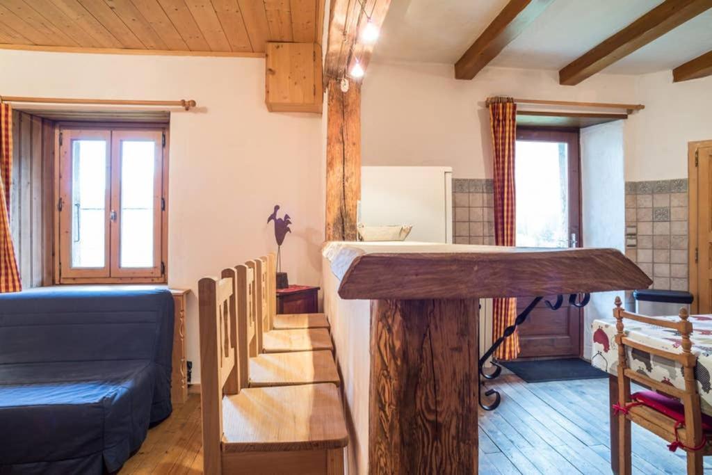 Appartement Spacieux Proche Des Telecabines Et Du Centre Ville Avec Jardin Prive 생제르베레뱅 외부 사진